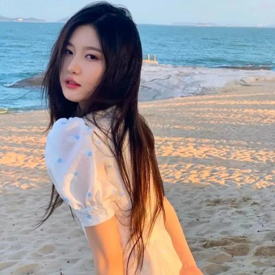 误拆快递，发现上司秘密